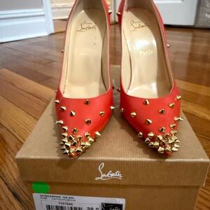 Christian Louboutin Degraspike 100 capucine/gold size 38.5